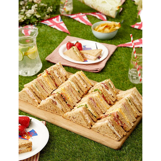 m&s sandwich plate collection
