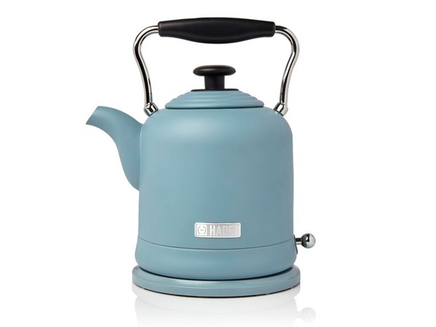 blue-retro-kettle