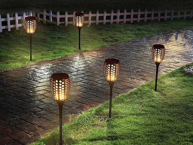 GOGOMY Solar Lights Outdoor 96 LED Flickering Flame Solar Powered Garden Torch Lights