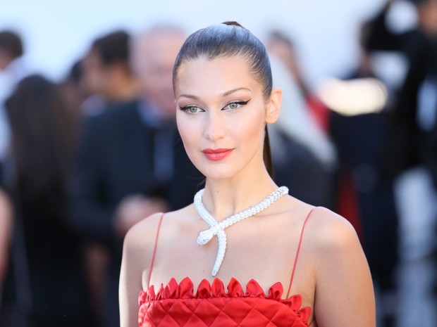 bella-hadid-cannes-film-festival