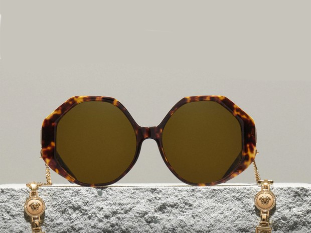 versace-oversized-sunglasses